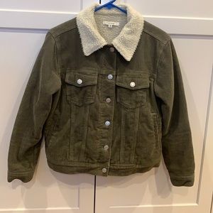 Pacsun Sherpa lined corduroy jacket. Loden  /Army green. Button up.